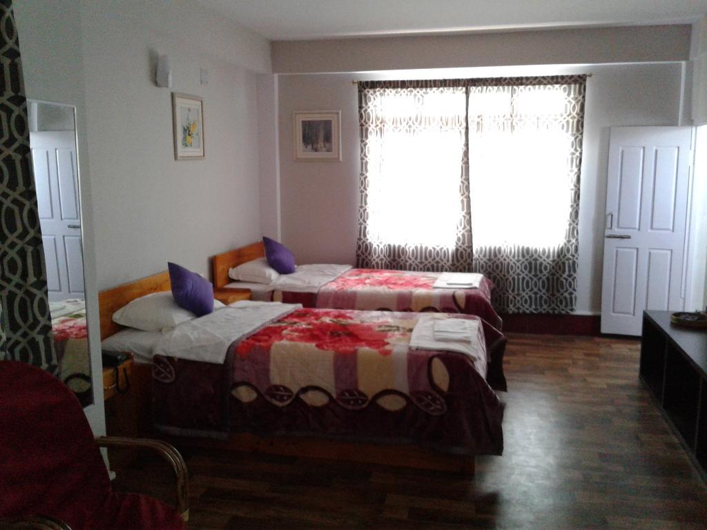 Aapas Residency Hotel Kalimpong Kültér fotó