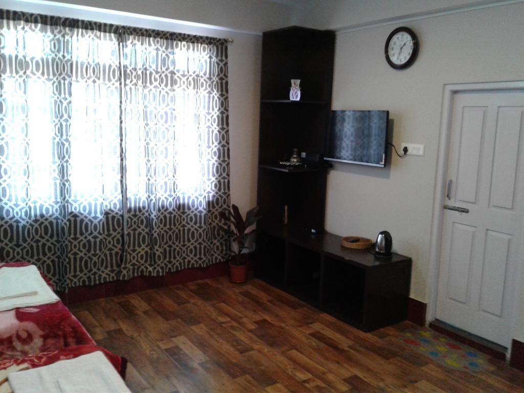 Aapas Residency Hotel Kalimpong Kültér fotó